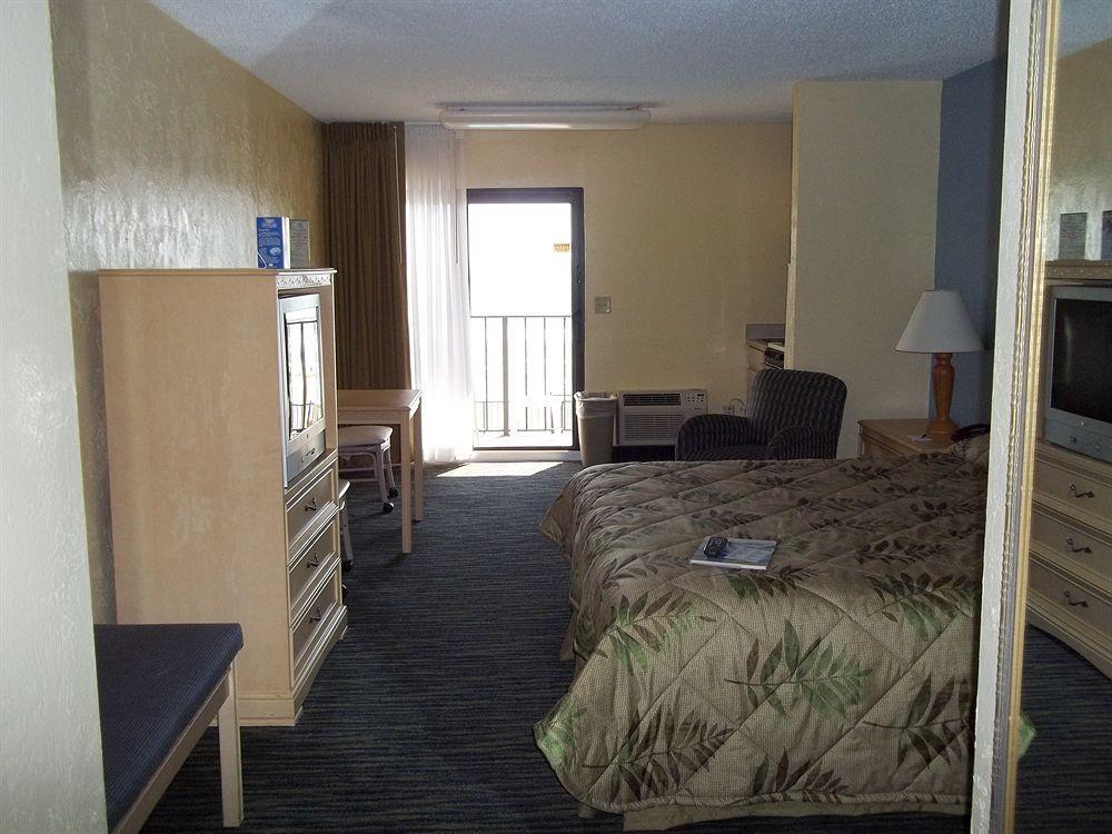 Holiday Inn Express & Suites Oceanfront Daytona Beach Shores By Ihg Dış mekan fotoğraf