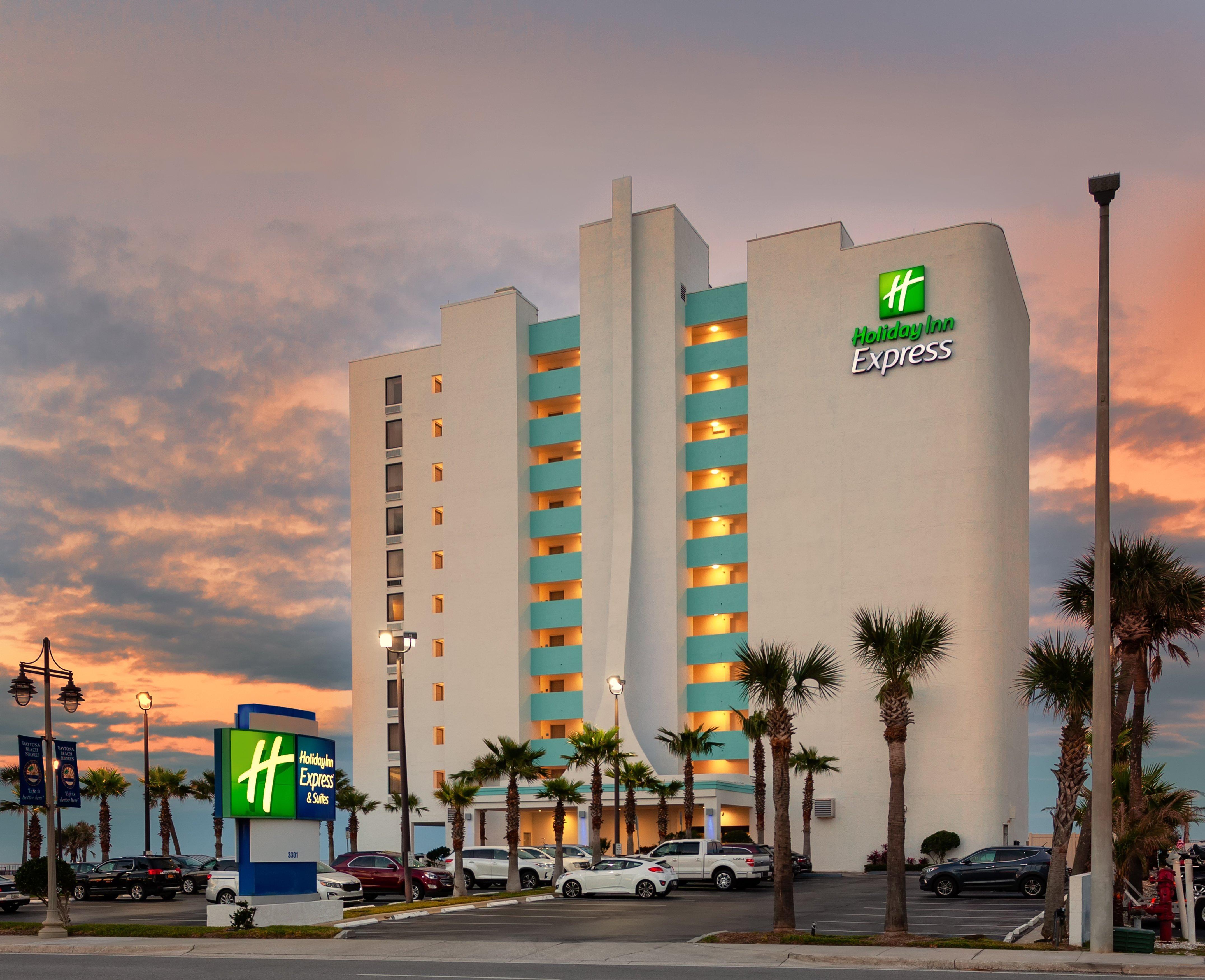 Holiday Inn Express & Suites Oceanfront Daytona Beach Shores By Ihg Dış mekan fotoğraf