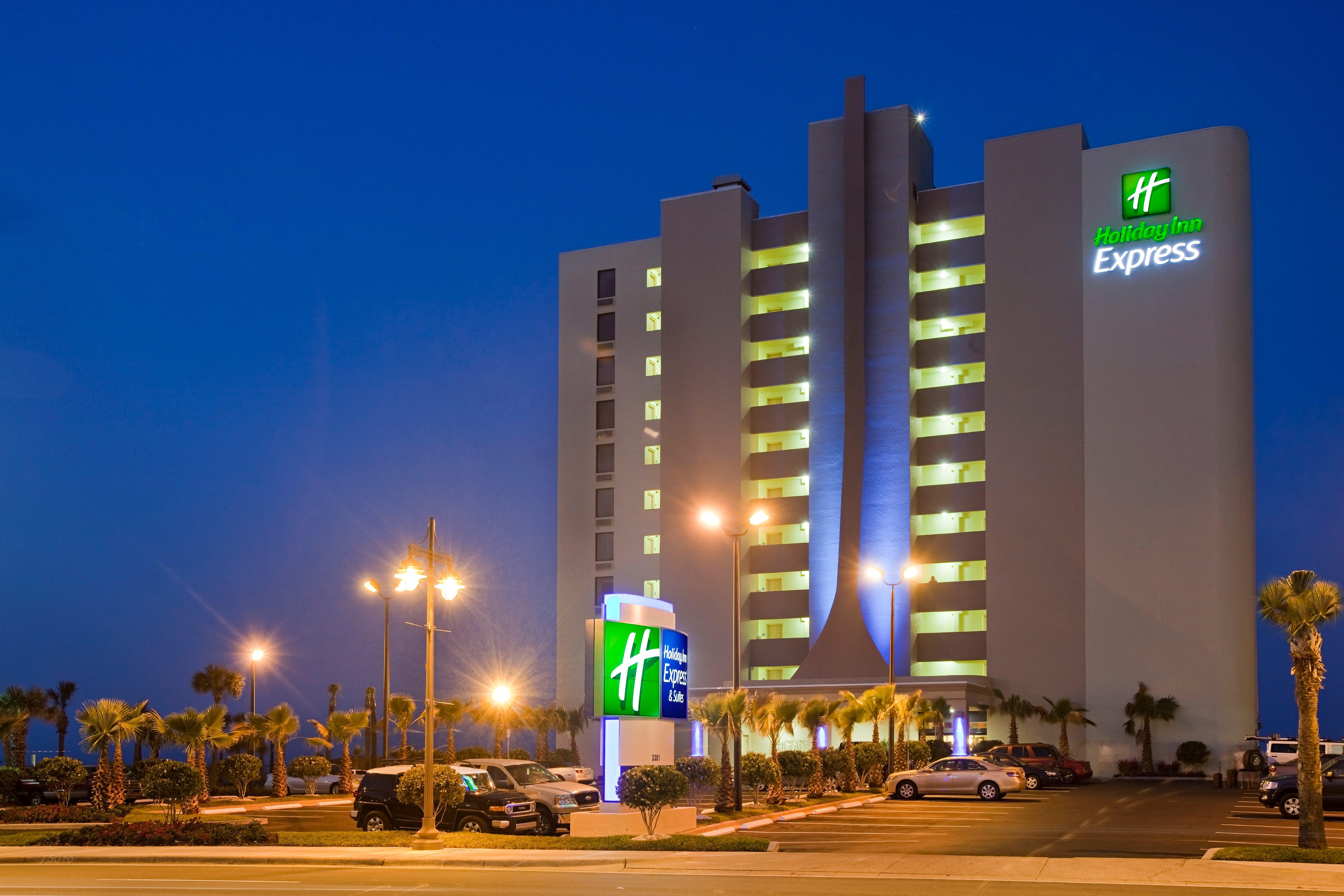 Holiday Inn Express & Suites Oceanfront Daytona Beach Shores By Ihg Dış mekan fotoğraf