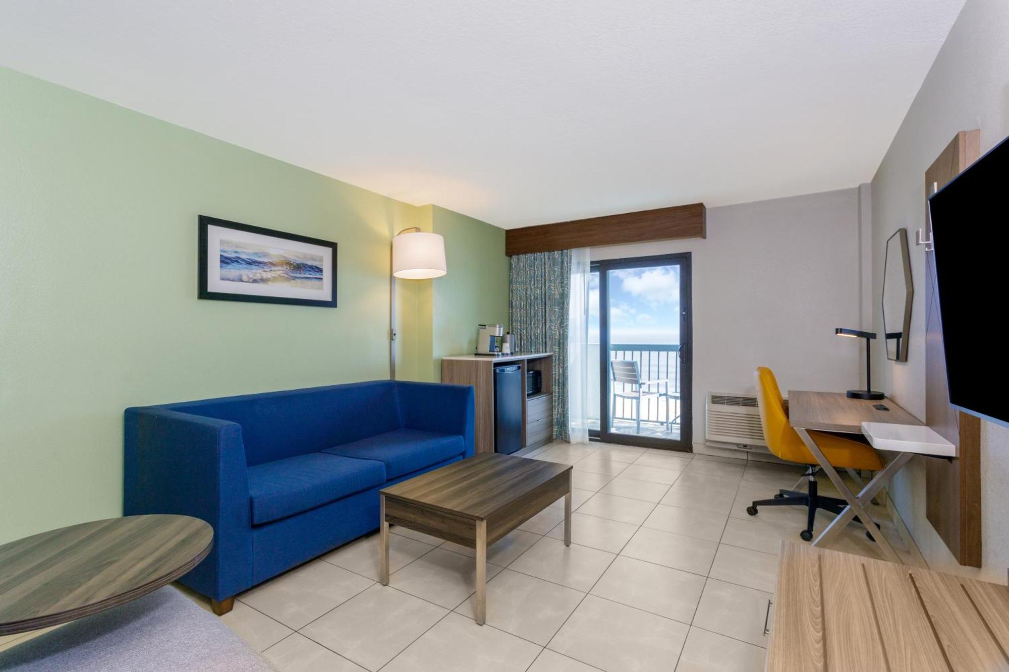 Holiday Inn Express & Suites Oceanfront Daytona Beach Shores By Ihg Dış mekan fotoğraf