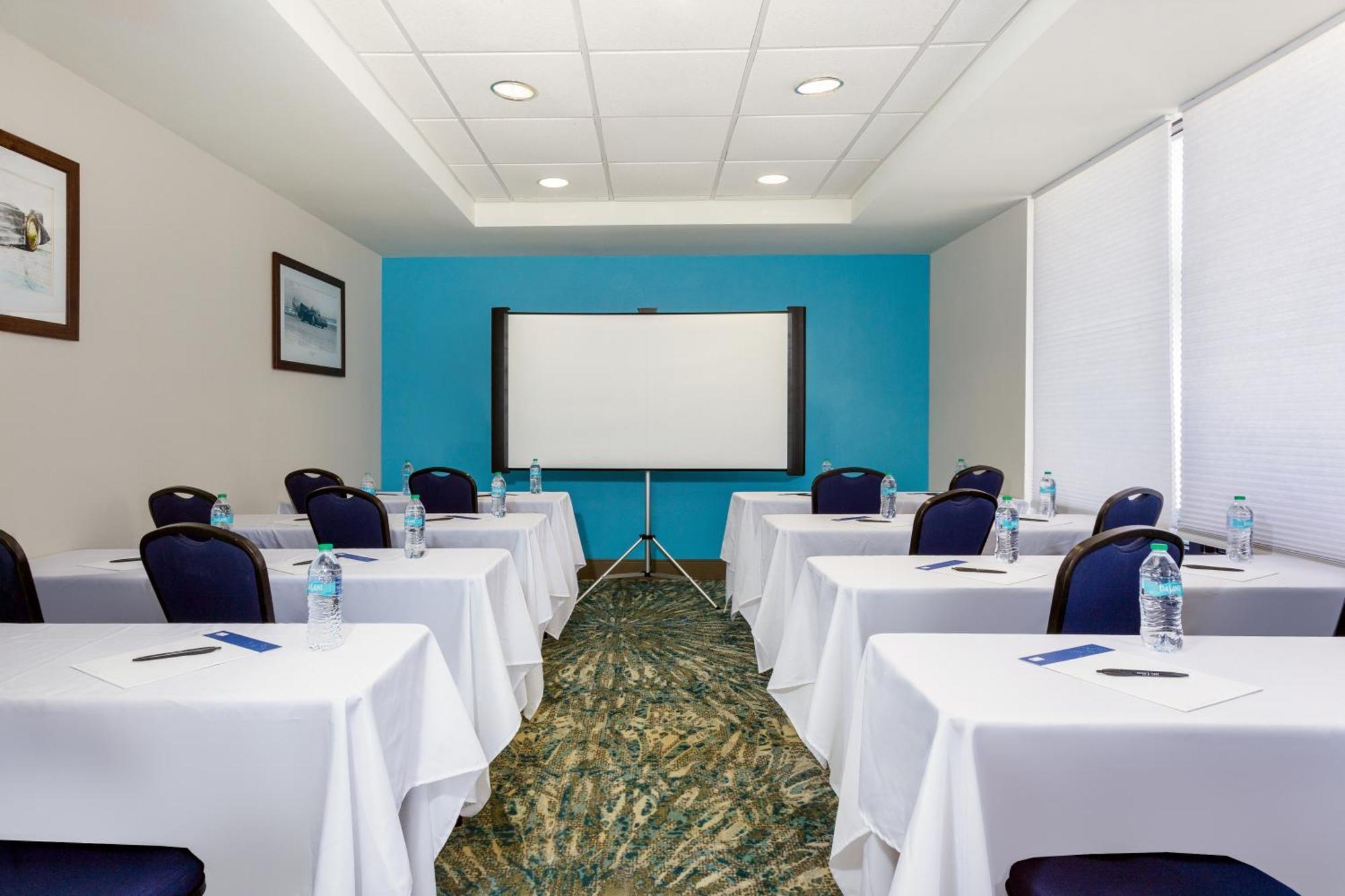 Holiday Inn Express & Suites Oceanfront Daytona Beach Shores By Ihg Dış mekan fotoğraf