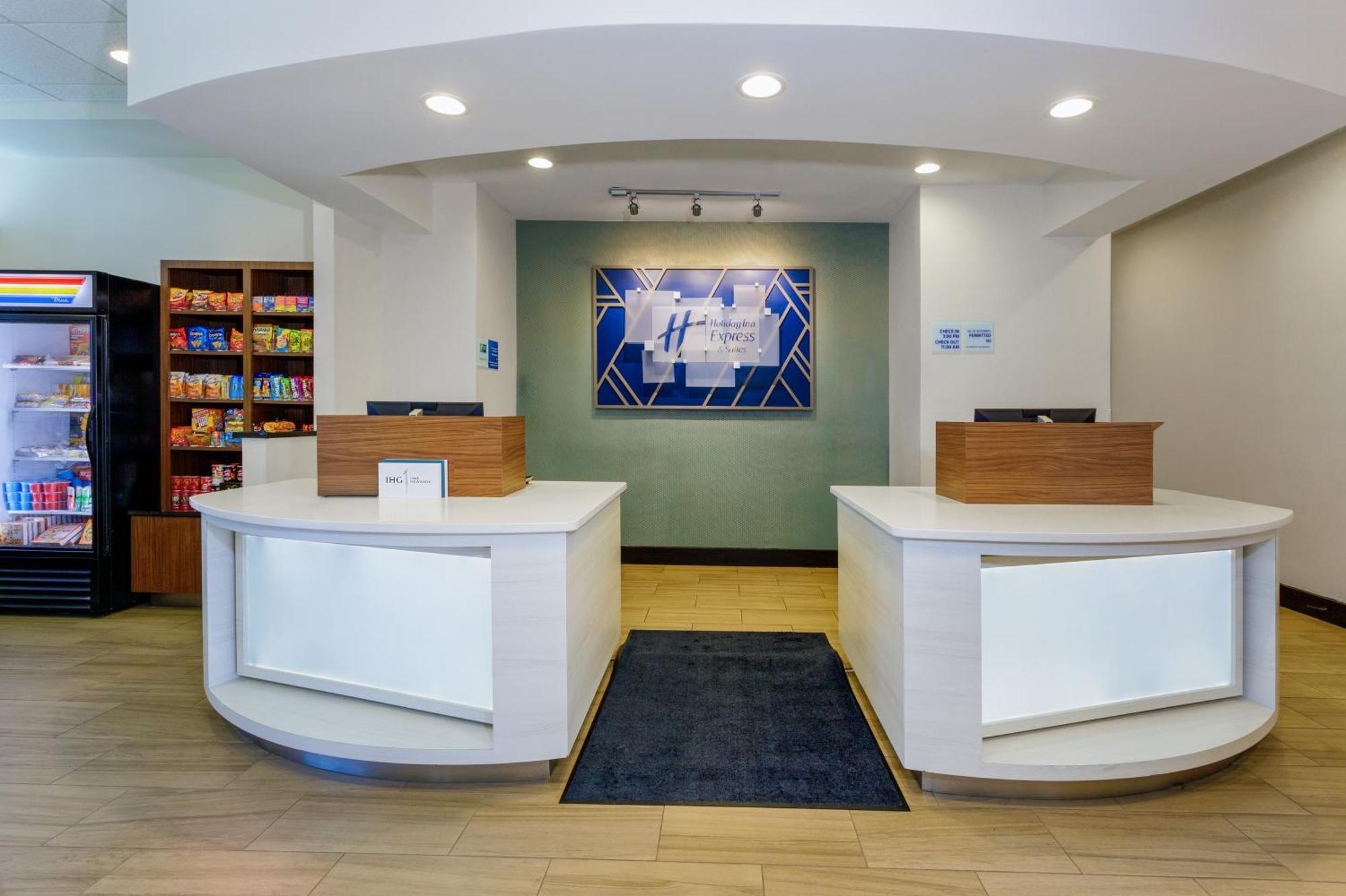 Holiday Inn Express & Suites Oceanfront Daytona Beach Shores By Ihg Dış mekan fotoğraf