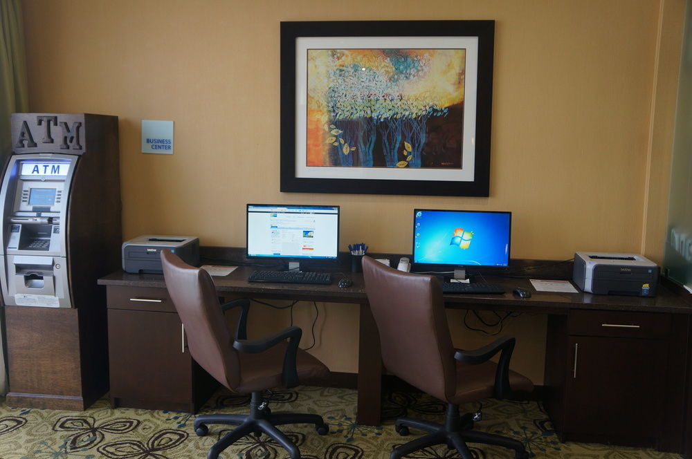 Holiday Inn Express & Suites Oceanfront Daytona Beach Shores By Ihg Dış mekan fotoğraf